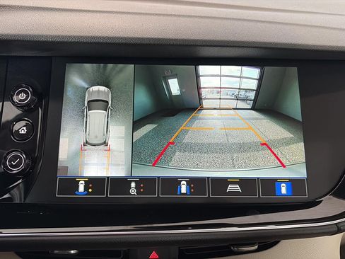 Used 2023 Buick Envision Avenir AWD/4WD image 18