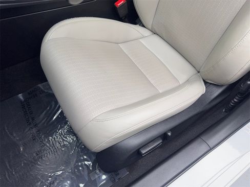 Used 2023 Honda Civic EX-L image 27