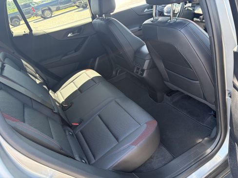 Used 2025 Chevrolet Equinox RS w/ Safety and Technology Package AWD/4WD image 15