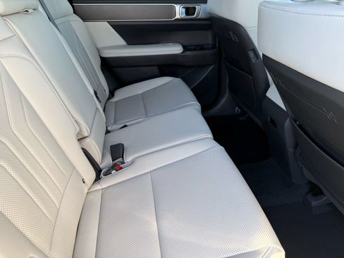 Used 2026 Hyundai Santa Fe SEL AWD/4WD image 28