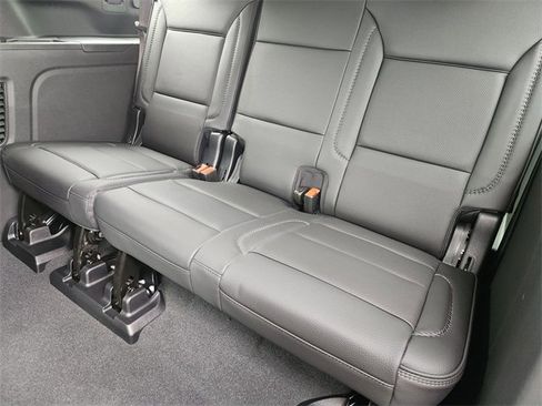 New 2026 GMC Yukon XL Denali w/ Denali Reserve Package image 20