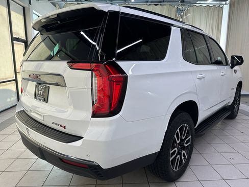 Certified 2023 GMC Yukon AT4 image 5