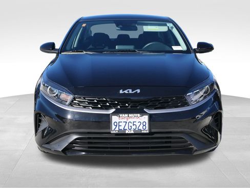 Used 2023 Kia Forte LXS image 8