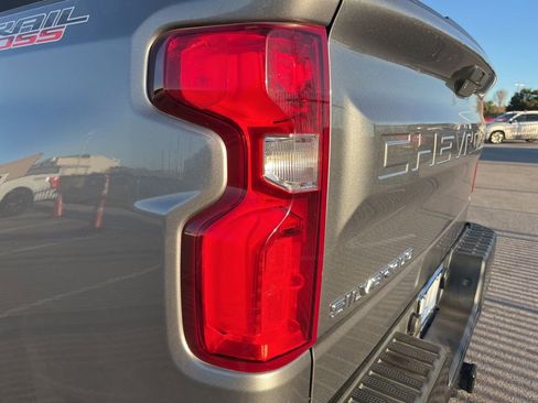 Used 2021 Chevrolet Silverado 1500 LT Trail Boss w/ Bed Protection Package image 7