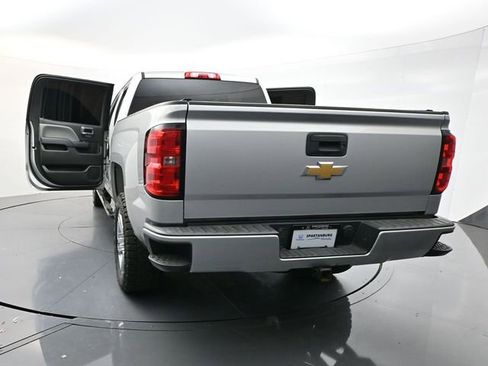 Used 2018 Chevrolet Silverado 1500 Custom w/ Custom Value Package image 49