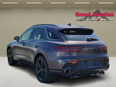 Used 2023 Genesis GV70 3.5T Sport w/ Sport Prestige Package AWD/4WD image 5