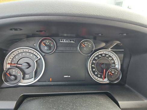 Used 2018 RAM 1500 Big Horn AWD/4WD image 9