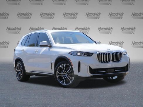 Used 2026 BMW X5 sDrive40i RWD image 2