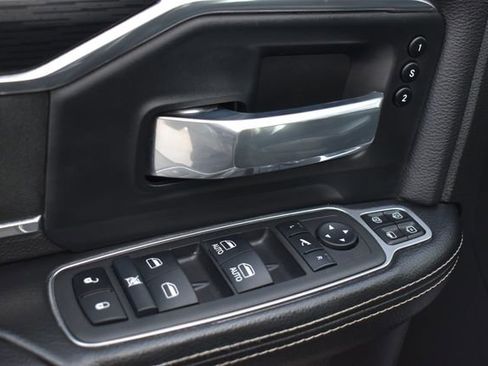 Used 2024 RAM 3500 Laramie w/ Night Edition image 14