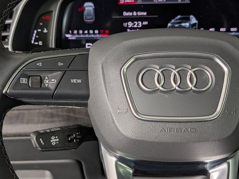 Used 2023 Audi Q8 Premium Plus w/ Premium Plus Package AWD/4WD image 37