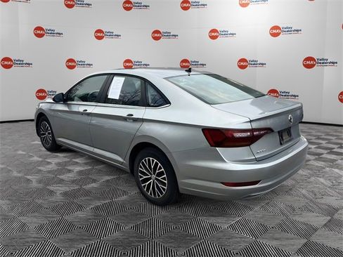Used 2019 Volkswagen Jetta image 5