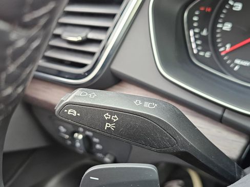 Used 2021 Audi Q5 2.0T Premium image 21