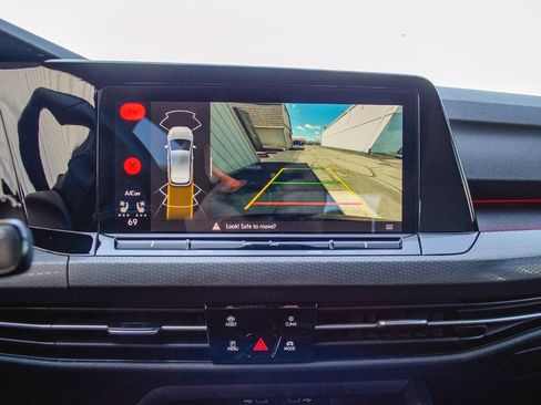 Used 2022 Volkswagen GTI SE image 22