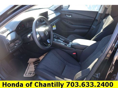 Certified 2025 Honda Accord SE image 20