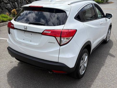 Used 2019 Honda HR-V EX-L image 3