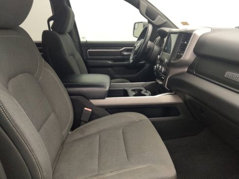 Used 2019 RAM 1500 Big Horn RWD image 21