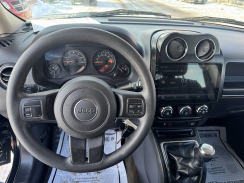Used 2016 Jeep Patriot Sport w/ Power Value Group image 7