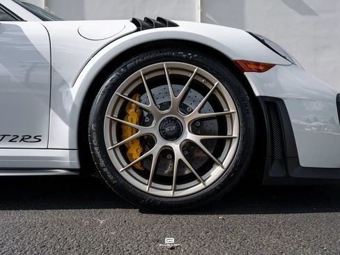 Used 2018 Porsche 911 GT2 RS RWD image 29