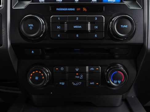 Used 2017 Ford F150 XLT w/ Equipment Group 301A Mid RWD image 18