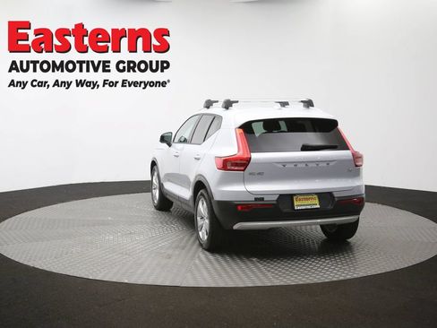 Used 2021 Volvo XC40 T4 Momentum FWD image 64