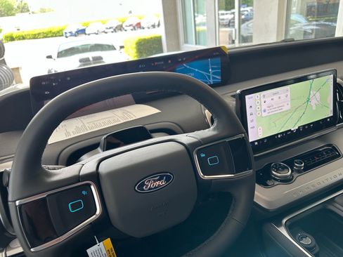 New 2026 Ford Expedition Max Active AWD/4WD image 29