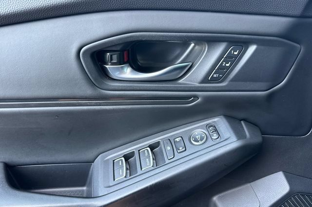Used 2024 Honda Accord EX-L image 12