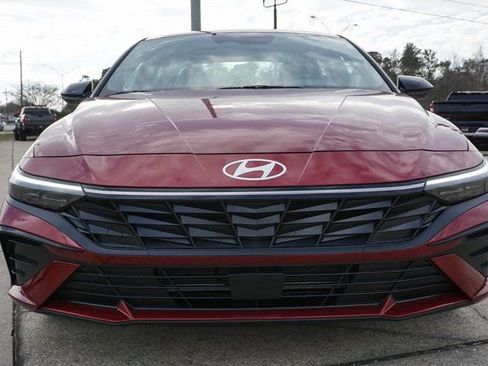 New 2026 Hyundai Elantra SEL Sport Premium FWD image 8