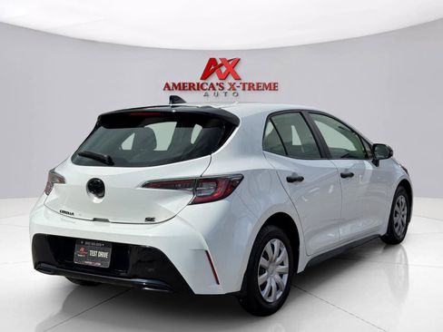Used 2022 Toyota Corolla SE FWD image 12