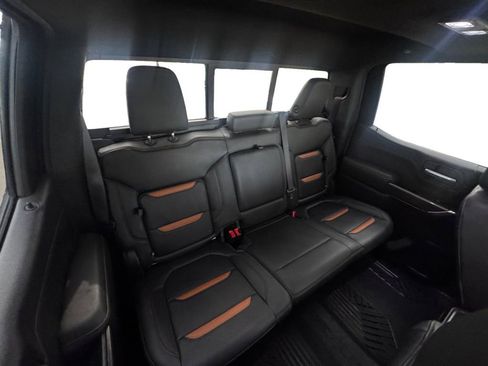 Used 2020 GMC Sierra 1500 AT4 w/ AT4 Premium Package image 17