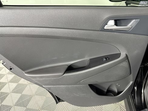 Used 2019 Hyundai Tucson SE image 43