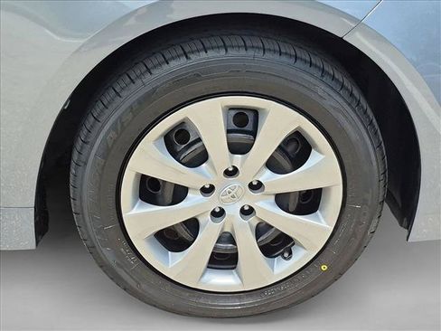 Used 2024 Toyota Corolla LE FWD image 22
