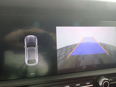 Certified 2019 Porsche Macan S AWD/4WD image 24