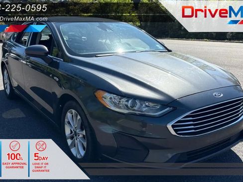Used 2020 Ford Fusion SE FWD image 1