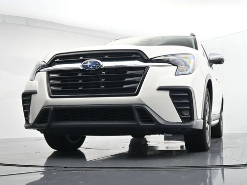 Used 2023 Subaru Ascent Limited w/ Technology Package AWD/4WD image 30