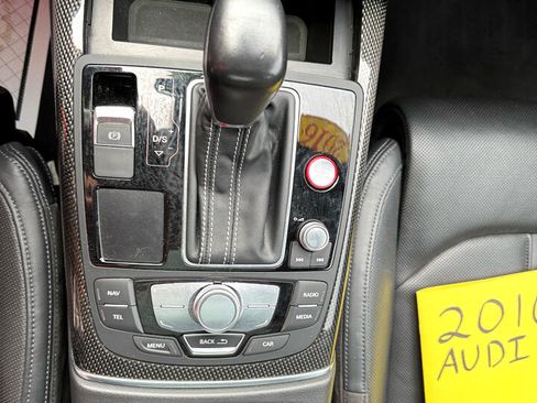 Used 2016 Audi S6 Prestige w/ Prestige Package image 13