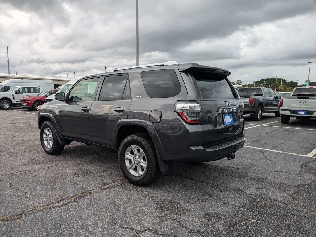 Used 2018 Toyota 4Runner SR5 Premium AWD/4WD image 6