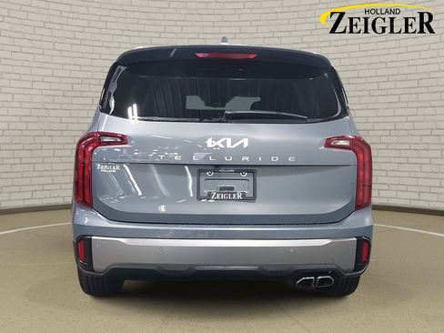 New 2025 Kia Telluride S image 6