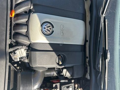 Used 2007 Volkswagen Rabbit 2-Door FWD image 11