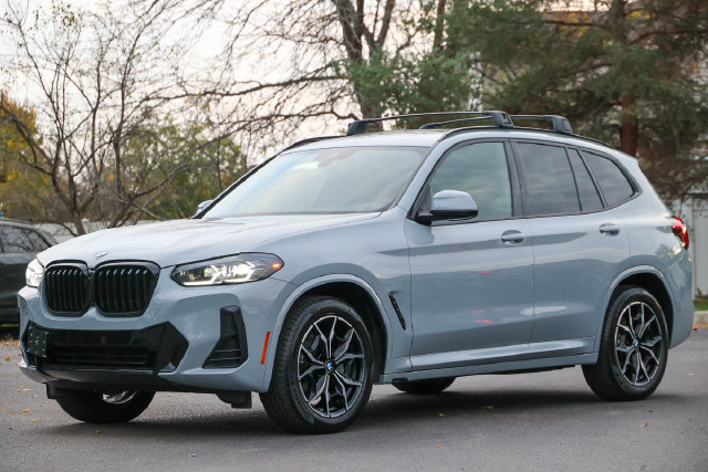 Used 2023 BMW X3 xDrive30i w/ M Sport Package AWD/4WD image 1