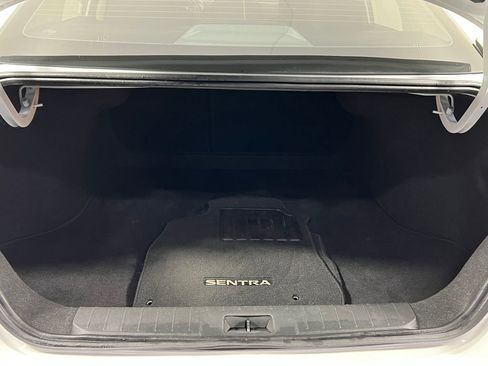 Used 2023 Nissan Sentra SV image 8