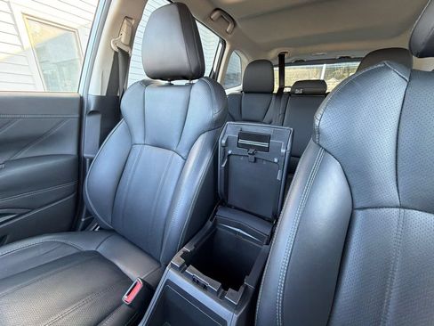 Used 2023 Subaru Forester Touring AWD/4WD image 32