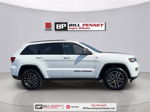 Used 2021 Jeep Grand Cherokee Trailhawk w/ Trailhawk Luxury Group image 6