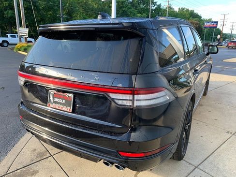 Certified 2025 Lincoln Aviator Reserve w/ Luxury Package AWD/4WD image 7