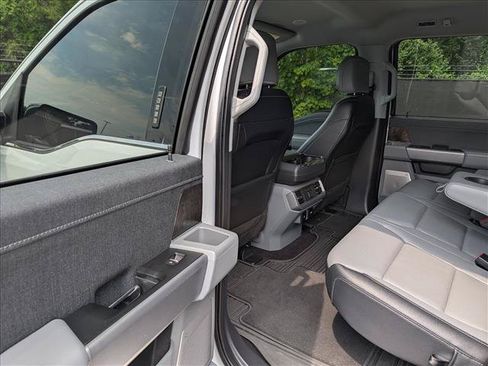 Used 2022 Ford F150 Lariat w/ Equipment Group 502A High AWD/4WD image 28