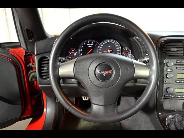 Used 2008 Chevrolet Corvette Coupe RWD image 13