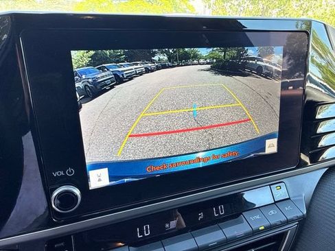 Used 2026 Toyota Camry SE FWD image 15