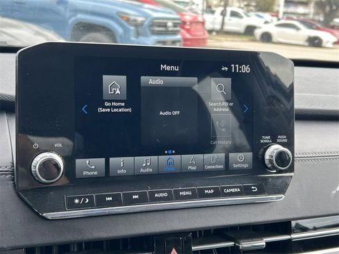 Used 2024 Mitsubishi Outlander SE image 34