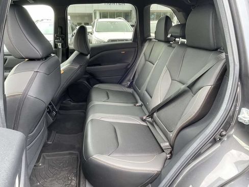 Certified 2026 Subaru Forester Wilderness w/ Wilderness Package AWD/4WD image 3