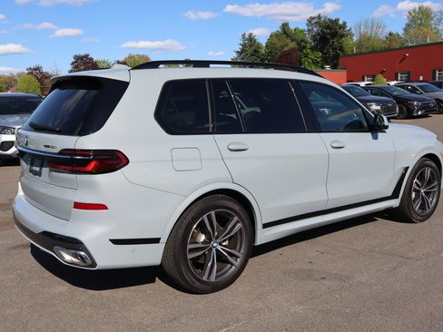 Used 2024 BMW X7 xDrive40i w/ Executive Package AWD/4WD image 6