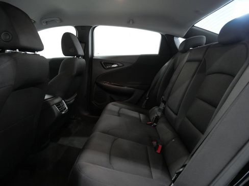 Used 2025 Chevrolet Malibu LT FWD image 23